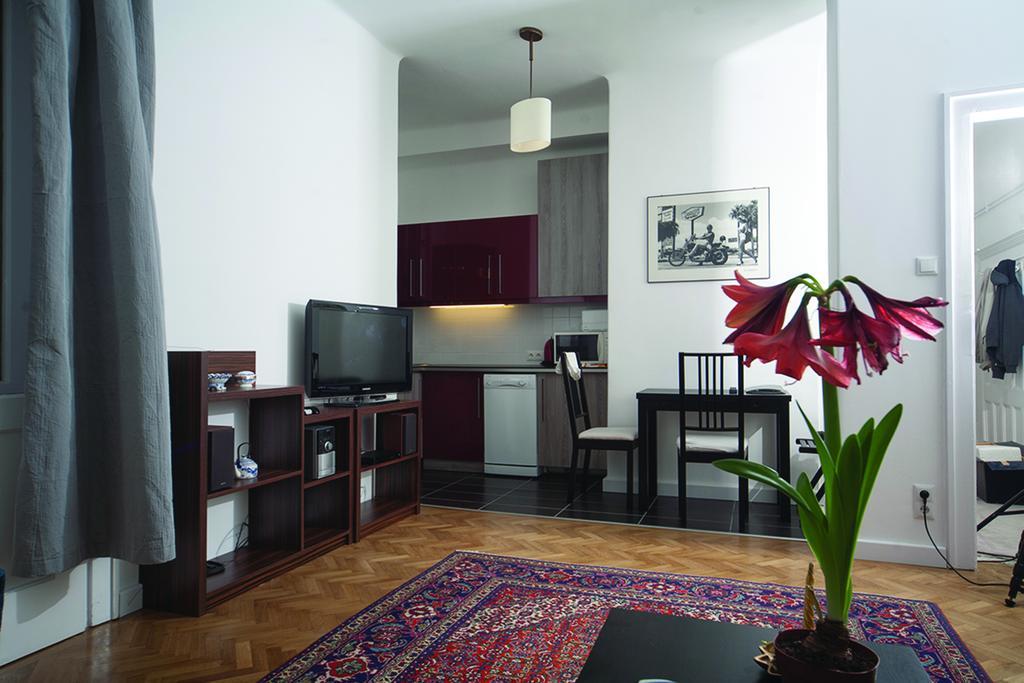 Judy And Sandor Apartmen Budapest Exteriör bild
